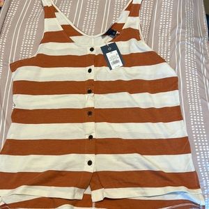 Universal Thread tank top NWT